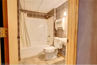 7081 Ruby Court, Youngstown, OH 44515 - Photo 21