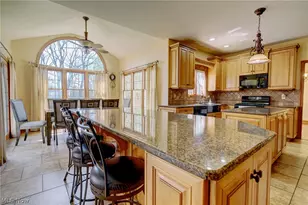 7081 Ruby Ct, Youngstown, OH 44515 - Photo 11