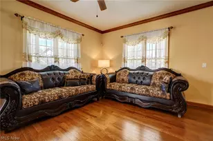 7081 Ruby Ct, Youngstown, OH 44515 - Photo 7