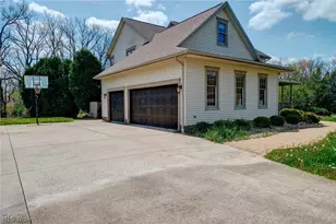 7081 Ruby Ct, Youngstown, OH 44515 - Photo 23