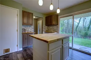 378 Deepwood Dr, Wadsworth, OH 44281 - Photo 11