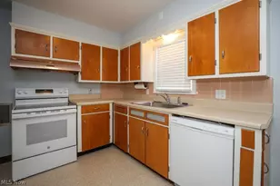 542 Sheldon St, Ravenna, OH 44266 - Photo 21