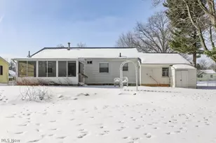 542 Sheldon St, Ravenna, OH 44266 - Photo 9