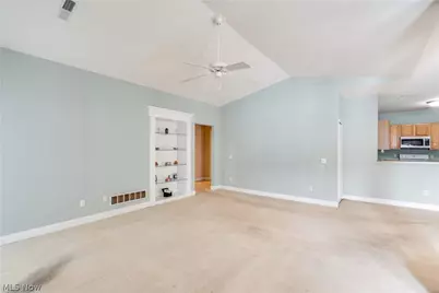 4325 Greenway Trail Street NW, Massillon, OH 44647 - Photo 9