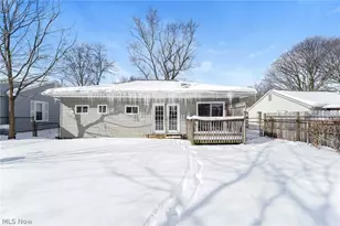 931 Crestline Dr, Akron, OH 44312 - Photo 15