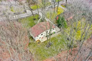 447 Spring Grove Dr, Tallmadge, OH 44278 - Photo 9