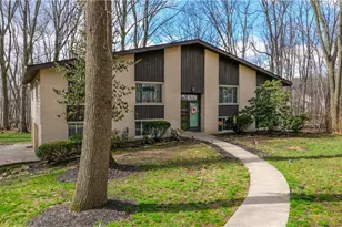 447 Spring Grove Dr, Tallmadge, OH 44278 - Photo 3