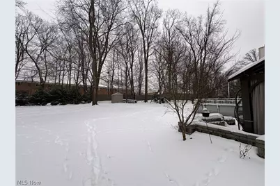 3313 Crown Pointe Drive, Stow, OH 44224 - Photo 3