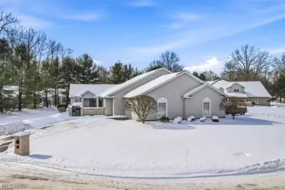 105 Nicklaus Drive, Warren, OH 44484 - Photo 3