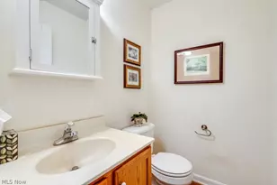 136 Taylor Rd, Barberton, OH 44203 - Photo 17