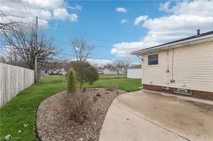 7311 Beresford Ave, Parma, OH 44130 - Photo 35