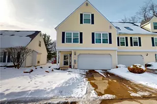 517 Parkside Ln, Tallmadge, OH 44278 - Photo 1