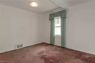 1307 Summit Dr, Loveland, OH 44124 - Photo 7