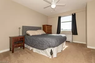 11850 Edgewater Dr, Oakwood, OH 44107 - Photo 15