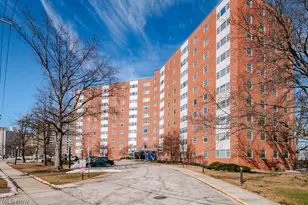 11850 Edgewater Dr, Oakwood, OH 44107 - Photo 1