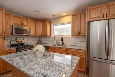 8541 E Wadora Circle NW, North Canton, OH 44720 - Photo 9