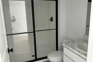 502 Cedarwood Trl, Elyria, OH 44035 - Photo 9