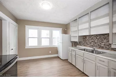 3372 E 145th Street, Loveland, OH 44120 - Photo 9