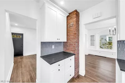 14404 Bayes Avenue, Oakwood, OH 44107 - Photo 15