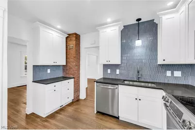 14404 Bayes Avenue, Oakwood, OH 44107 - Photo 13