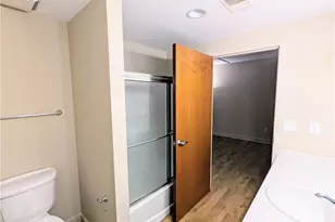 401 W Shoreline Dr, Sandusky, OH 44870 - Photo 11