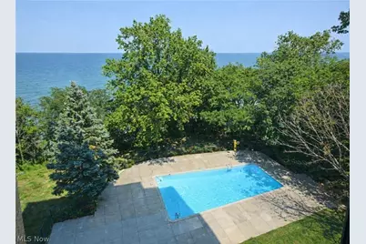 12520 Edgewater Drive #809, Oakwood, OH 44107 - Photo 9