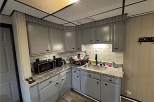 7696 Laumer Ave, Loveland, OH 44105 - Photo 11