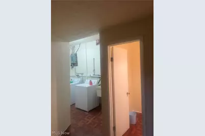 20930 Halworth Road, Huber Heights, OH 44122 - Photo 11