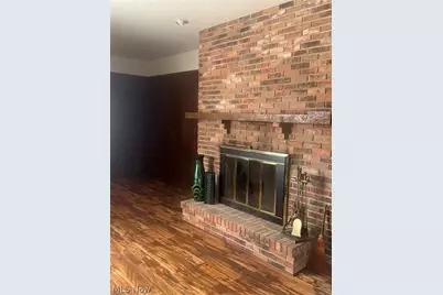 20930 Halworth Road, Huber Heights, OH 44122 - Photo 7