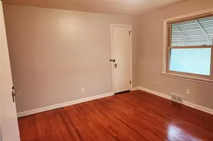 2328 Connecticut Ave, Youngstown, OH 44509 - Photo 5