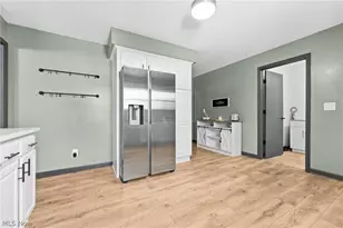 422 N Crown Hill Rd, Orrville, OH 44667 - Photo 15