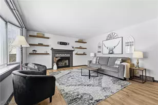 422 N Crown Hill Rd, Orrville, OH 44667 - Photo 9