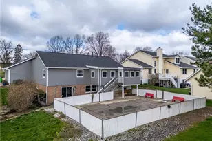 422 N Crown Hill Rd, Orrville, OH 44667 - Photo 3