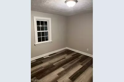 1040 Windermere Drive, Willoughby, OH 44094 - Photo 7