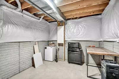 2688 Himelrigh Boulevard, Barberton, OH 44203 - Photo 31