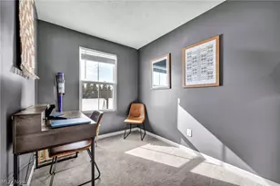 2688 Himelrigh Blvd, Barberton, OH 44203 - Photo 13