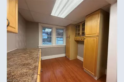 379 Noble Avenue, Akron, OH 44320 - Photo 7