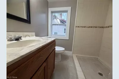 379 Noble Avenue, Akron, OH 44320 - Photo 17