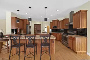 11355 Beechnut Ln, Chardon, OH 44024 - Photo 9