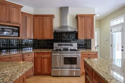 11355 Beechnut Lane, Chardon, OH 44024 - Photo 13