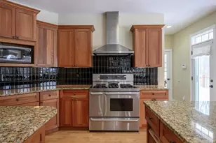 11355 Beechnut Ln, Chardon, OH 44024 - Photo 13