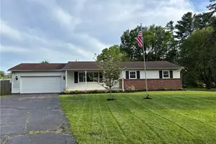 1188 Pfeifer Dr, Zanesville, OH 43701 - Photo 1