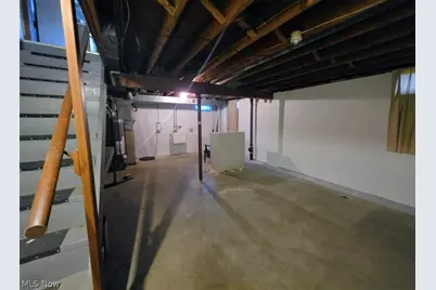 1639 Liberty Drive, Akron, OH 44313 - Photo 13