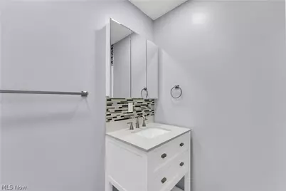 797 E Market Street #213, Akron, OH 44305 - Photo 21