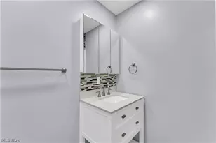 797 E Market St, Akron, OH 44305 - Photo 21