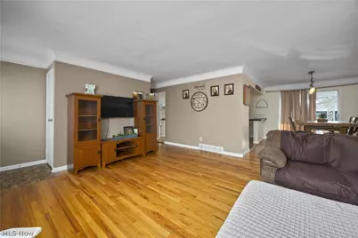 6888 Reid Drive, Loveland, OH 44130 - Photo 3