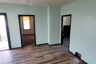 3219 W 33rd St, Loveland, OH 44109 - Photo 3