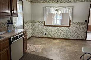 5654 Chestnut St, Andover, OH 44003 - Photo 9