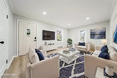 6333 W 130th Street, Parma Heights, OH 44130 - Photo 9