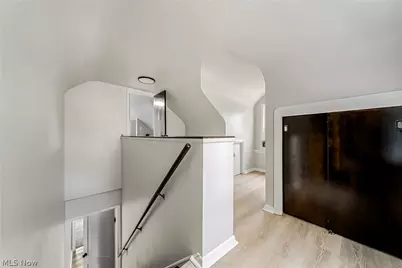 6333 W 130th Street, Parma Heights, OH 44130 - Photo 17